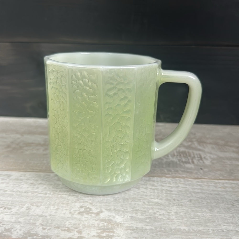 Federal Glass‎ rare Iridescent Green Mug Milk Glass Made in USA